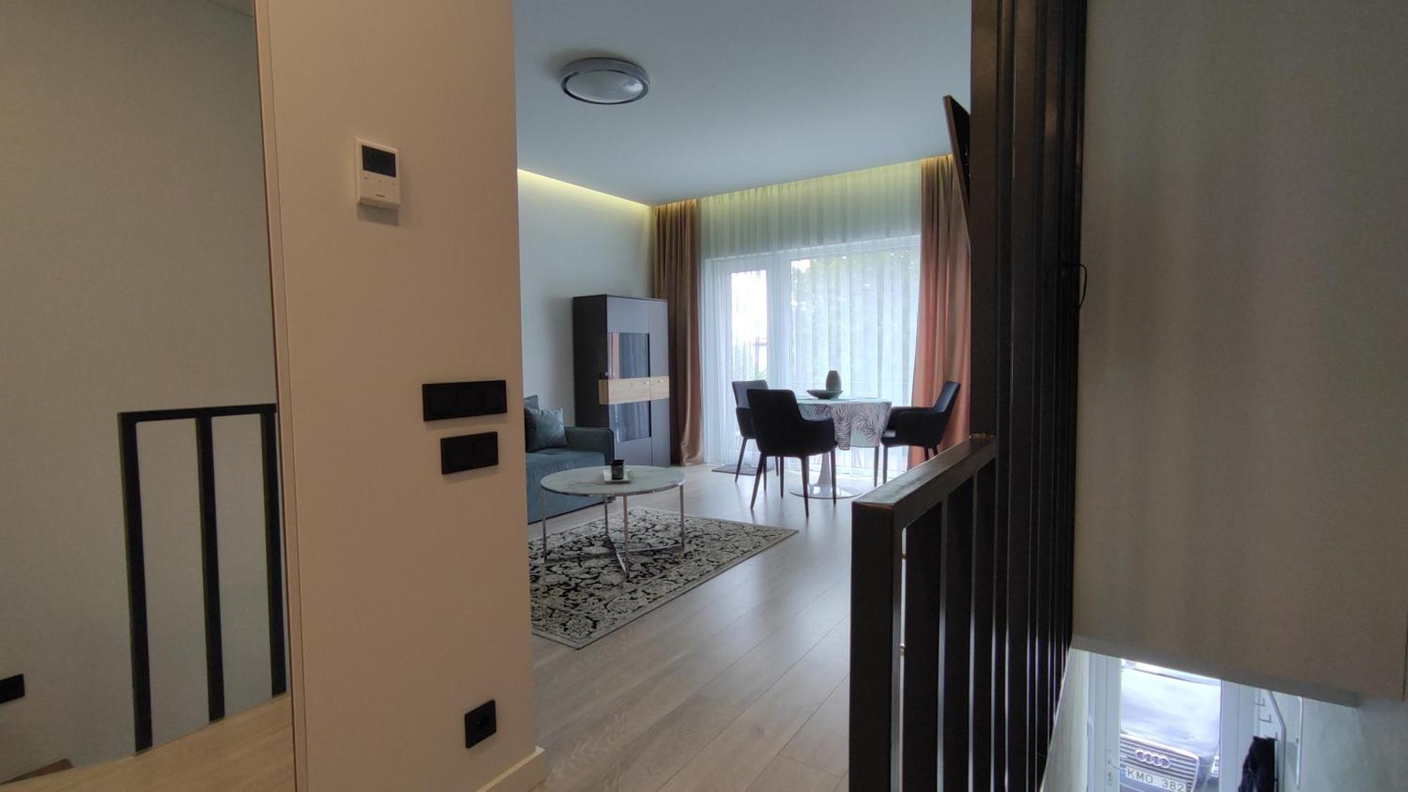 New J&R Apartment Near Girstutis, Free Private Parking & Self Check-In Kaunas Bagian luar foto