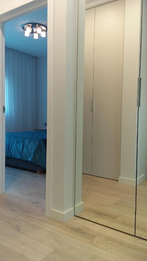 New J&R Apartment Near Girstutis, Free Private Parking & Self Check-In Kaunas Bagian luar foto